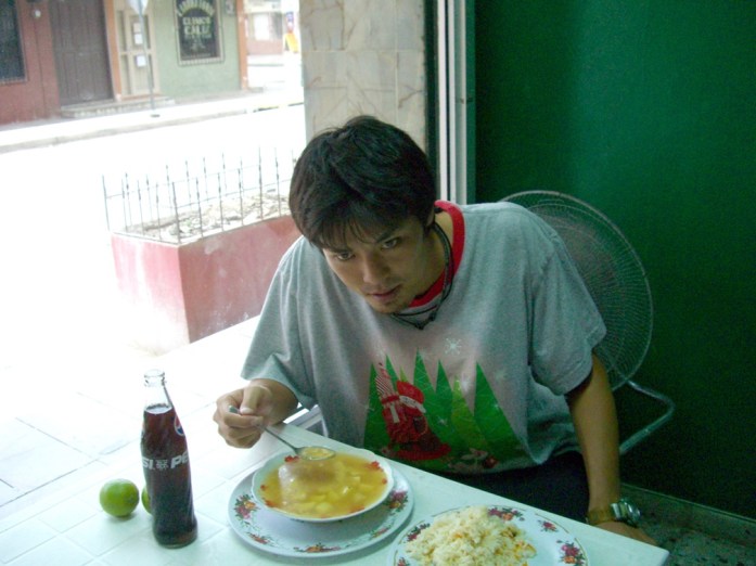 ２００６年9月。Yojiついにホンジュラスに帰る！！ 005