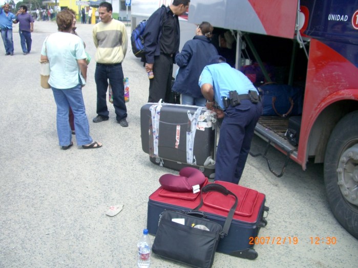 ２００７年２月１９日（月）。ついに「パナマ行き」当日！「ＴＩＣＡ　ＢＵＳツアー」スタート！無事、Ｎｉｃａｒａｇ (11)