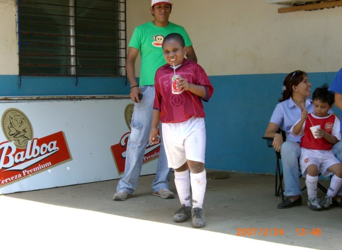 ２００７年２月２４日（土）ドナルド・サッカーアカデミー＆デリー・バルデス・サッカーアカデミー交流会！！（その3） 006