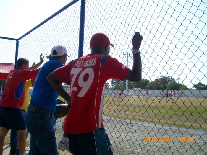 ２００７年２月２４日（土）ドナルド・サッカーアカデミー＆デリー・バルデス・サッカーアカデミー交流会！！（その3） 031