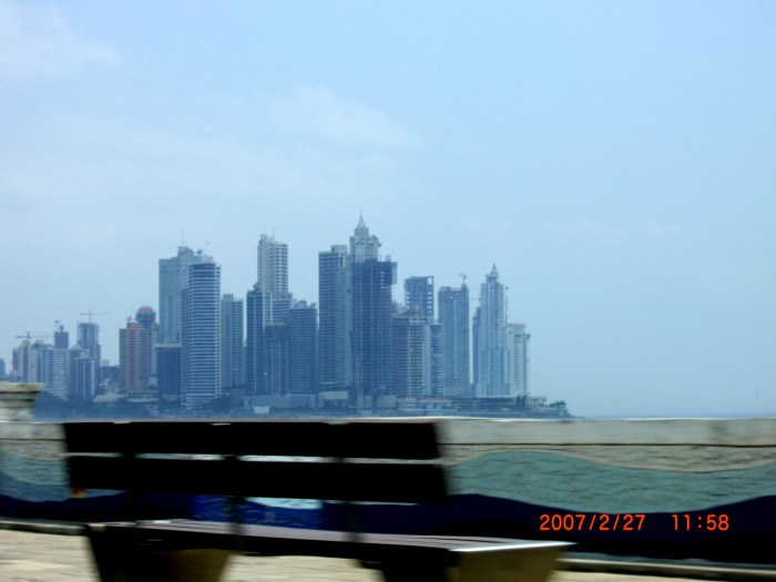 2007年2月。ついに上陸!パナマの首都パナマ・シティー!! 075