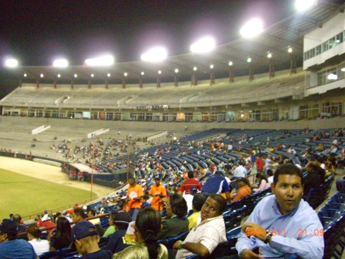 2007年2月。パナマ・シティーで野球観戦!!などなど…。 077