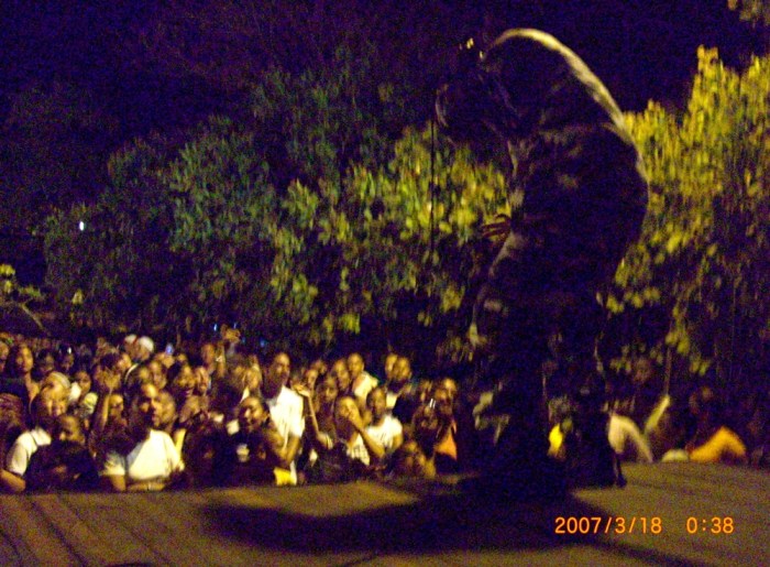 2007年3月。フリオ・メディ-ナのフットサル大会にデリー・バルデスと共に特別参加!! 068