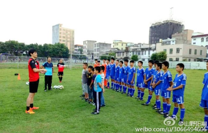 b6c6fe8dgw1f8yr9zgiiyj215f0qodnu