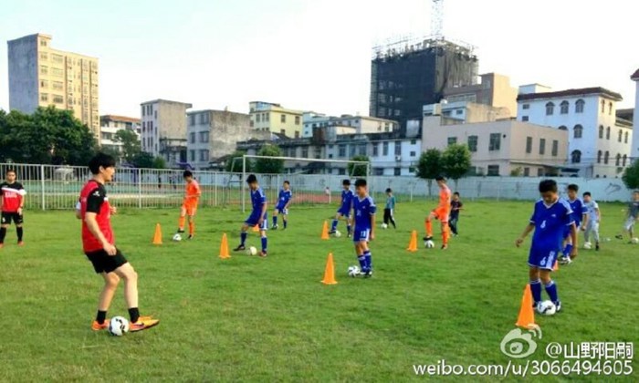 b6c6fe8dgw1f8yt948u7cj20m80dcwgz