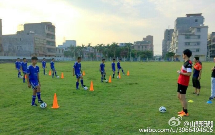 b6c6fe8dgw1f8yt94kcc3j20m80dzq4y