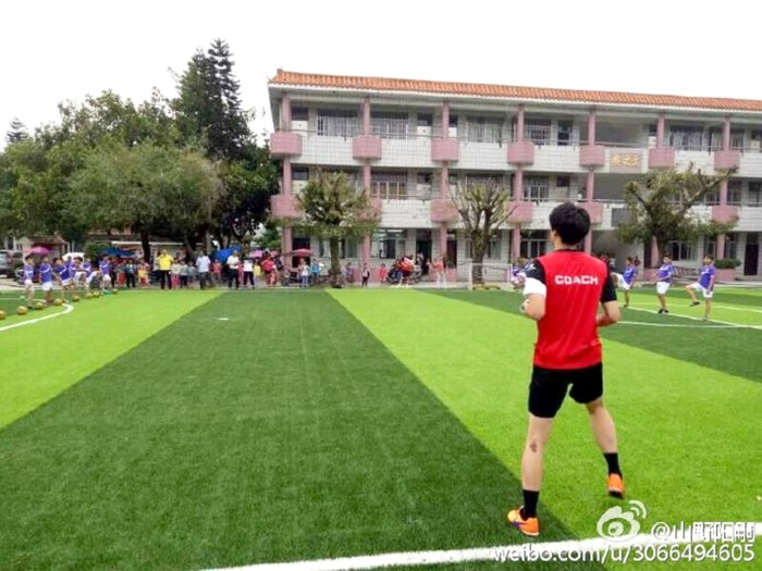 b6c6fe8dgw1f94jnuy9vpj20m80gognn