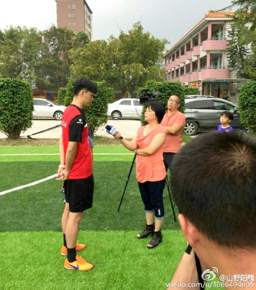 b6c6fe8dgw1f9qu2c4lm4j20po0t7106