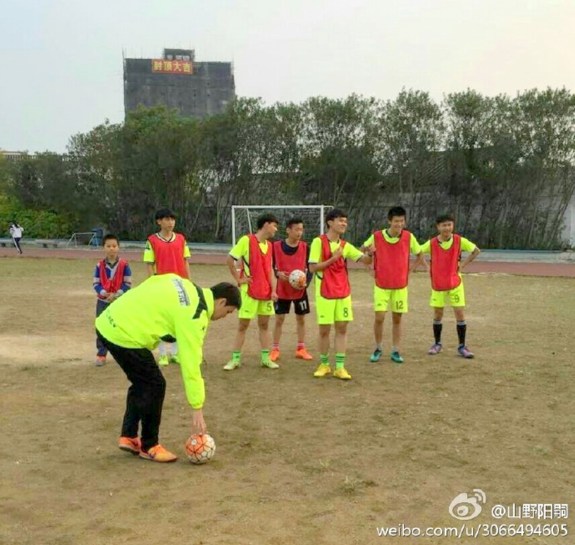 b6c6fe8dgw1fblhh8nynjj20nt0mln1q