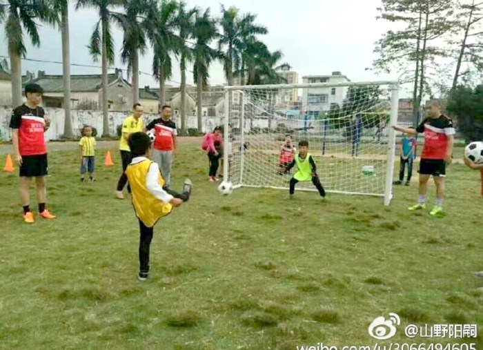 b6c6fe8dgy1fc2o7hgcsaj20m80go77g